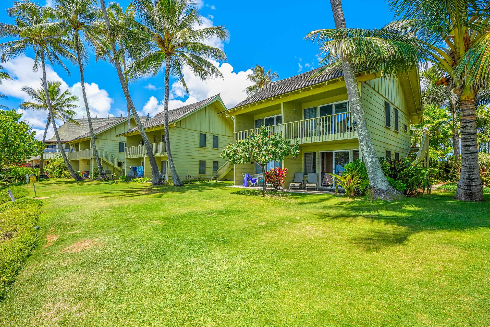 Kapaa Sands grounds