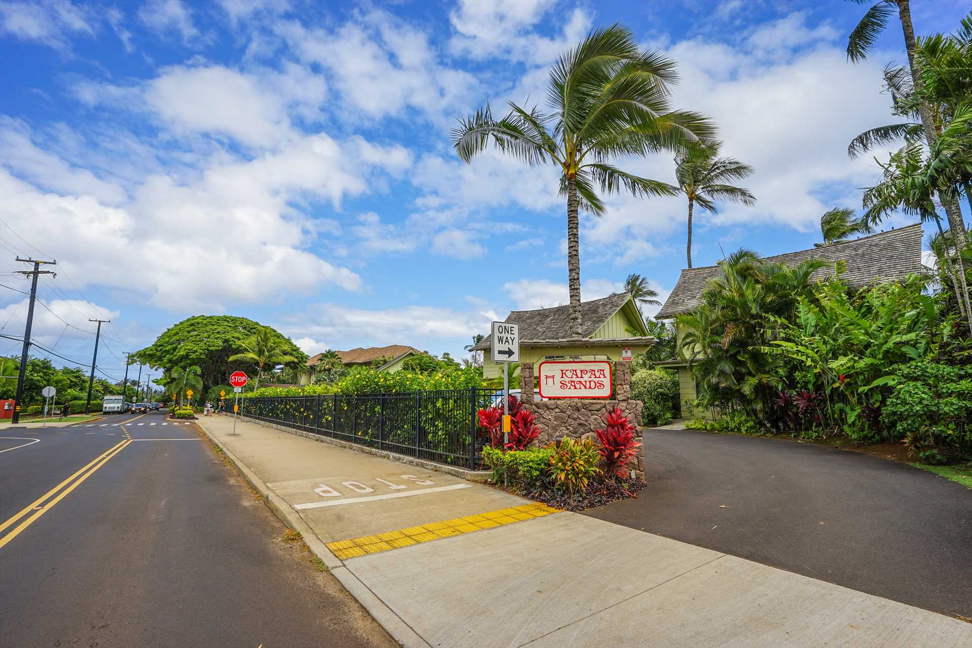 Kapaa Sands Entrance