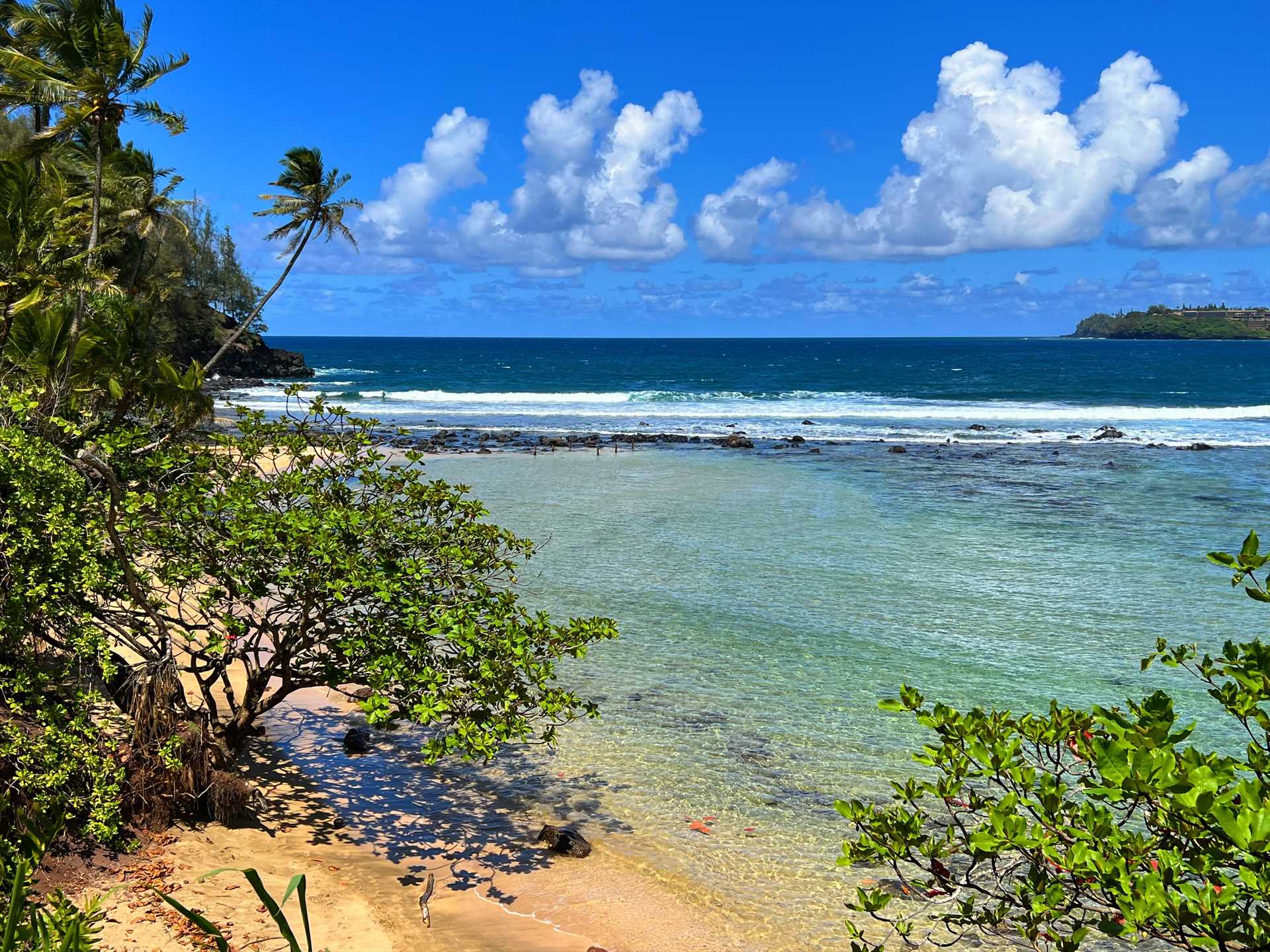 Drive towards Hanalei